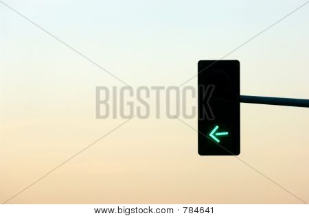 A sinistra