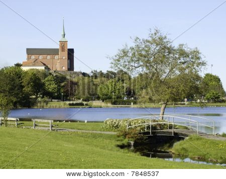 À beira do Lago