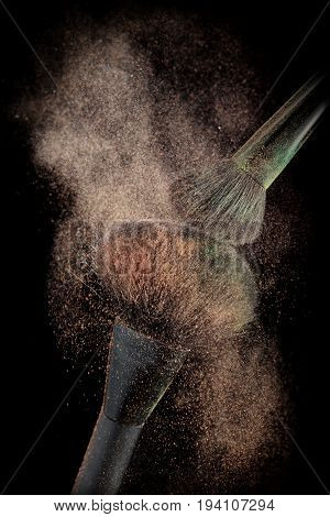 Powderbrushes  And Powder Splash.