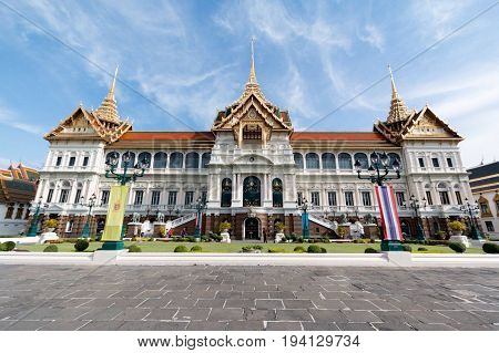 Chakri Maha Prasat Hall Palace of thai royal