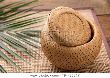 Sticky rice boxbe the light whilemember northeast in whichthe aborigine in northeastern area of Thailand adds sticky rice steams cooked for already induce to eat.