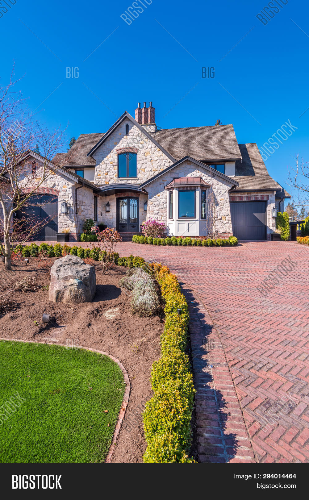 Beautiful Exterior Image & Photo (Free Trial) | Bigstock