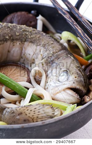 ซุปปลาเทราต์ใน Pan