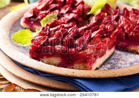 plum-cake zwetschgendatschi sur la plaque de céramique