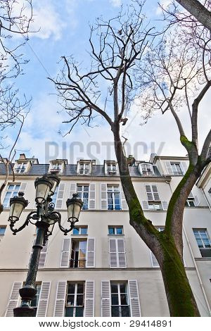 Paris - Place De Fustemberg