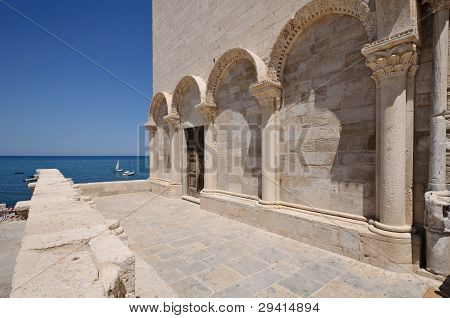 Katedra w Trani detal