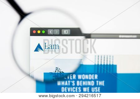 Los Angeles, California, Usa - 8 April 2019: Illustrative Editorial Of Lam Research Website Homepage