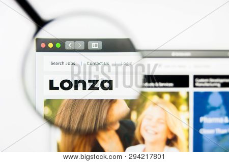 Los Angeles, California, Usa - 8 April 2019: Illustrative Editorial Of Lonza Group Website Homepage.