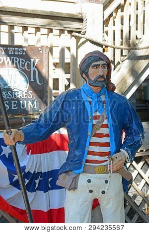 Key West, Fl, Usa - Jan 1, 2015: Fisherman Statue On Mallory Square In Key West, Florida, Usa.