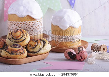 Easter, Sweet Pastries. Roll With Raisins. Roll With Poppy Seeds. Kulichi.