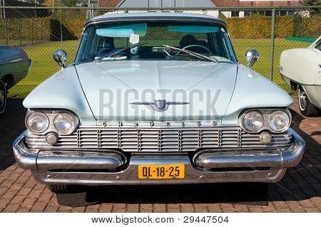 Chrysler New Yorker