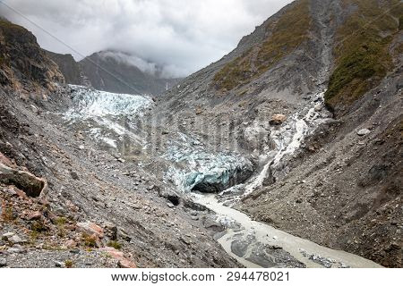 An image of the Franz Josef Glacier, New Zealand