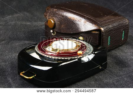 Old Vintage Soviet Exposure Meter With Leather Case