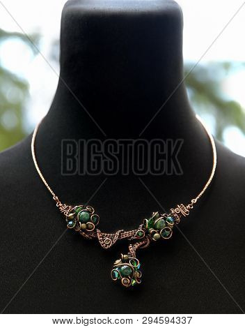 Vintage Cooper Jewelry Necklace With Crystals, Hand Made. Copper Wire Wrapped Necklace With Celestia