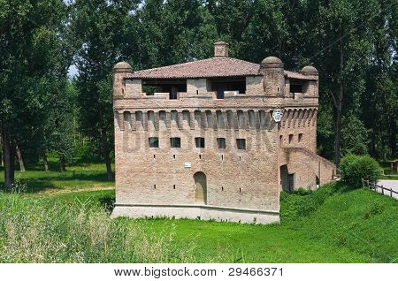 Pevnost Rocca Stellata. Bondeno. Emilia-Romagna. Itálie.