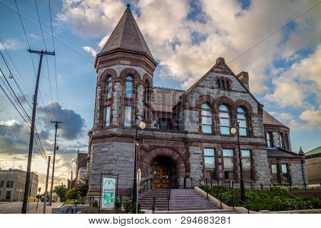Muskegon, Mi, Usa - June 24, 2018: The Preserve Hackley Library In Town