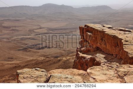 Machtesh Ramon - erosion crater in the Negev desert, the most picturesque natural landmark of Israel
