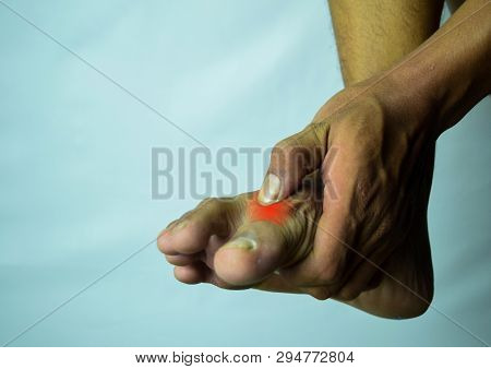 Pain In The Joint Of Big Toe Can Be Discouraging