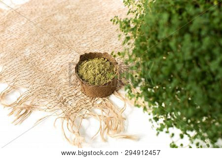 Henna Powder For Dyeing Hair And Eyebrows And Drawing Mehendi On Hands,  With Green  Leafs, Pink Flo