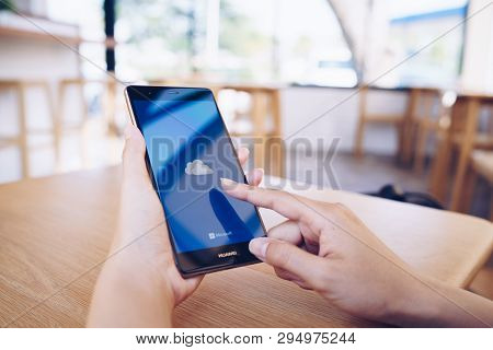 Chiang Mai, Thailand - Jan. 19,2019: Woman Holding Huawei With Onedrive On Screen. Microsoft Onedriv