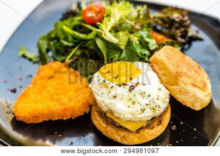 Handmade Pork Sausage  Patty, Egg, Cheddar, Japanese Wheat Flour And Taiwan Longan Blossom Honey Muf