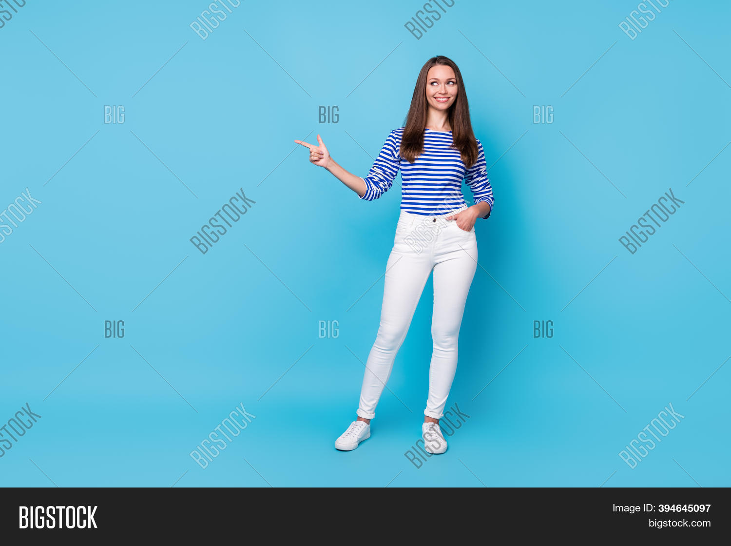 Full Picture Examples Full Length 图片和照片(免费试用) | Bigstock