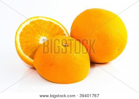 Oranžová na bílém izolované