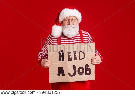 Photo Of Retired Bancrupt Grandpa Beard Hold Card Search Job Fired North Pole Administration Wear Sa