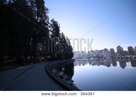 海塘早晨