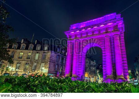 BORDEAUX, FRANCE - november 05, 2020: Porte Bourgogne or des Salinieres. Bordeaux city, France at night