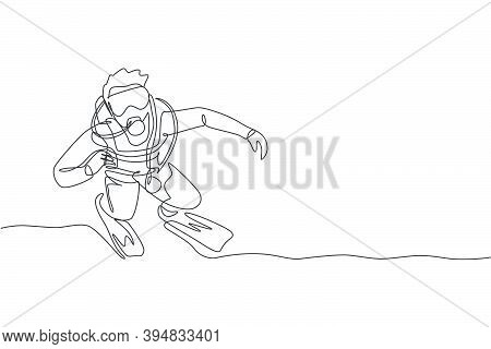 Single Continuous Line Drawing Of Young Sportive Man Pose At Sea Ocean While Scuba Diving To See Cor