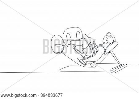 Single Continuous Line Drawing Of Young Sportive Man Training With Leg Press In Sport Gymnasium Club
