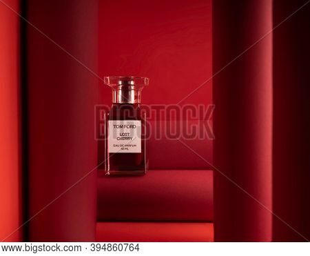 Kirov Russia 15 November 2020 Tom Lost Cherry Niche Luxury Perfumery Boutique Perfume Fragnance On A
