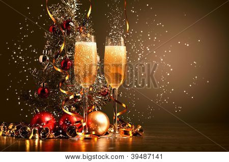 Bicchieri di champagne al party di Capodanno