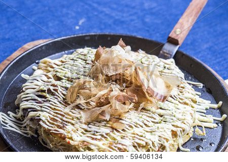 Japanese Pizza Okonomiyaki