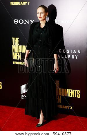 NEW YORK-FEB 4: Actress Leelee Sobieski attends the premiere of 'The Monuments Men' at the Ziegfeld Theatre on February 4, 2014 in New York City. 