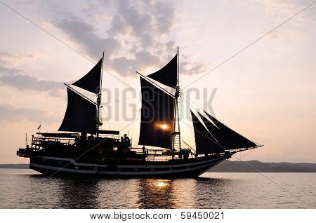 Sailboat Sunset