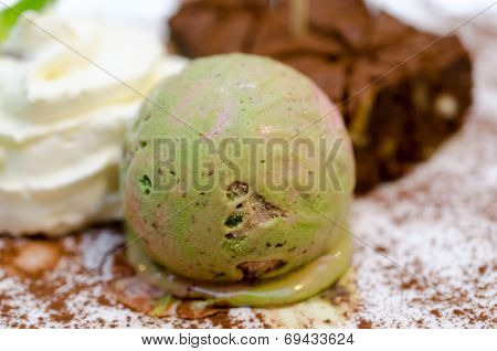 Gourmet Ice Cream With Japanese Green Tea Matcha
