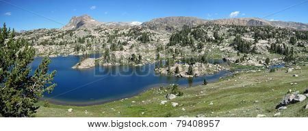 Beartooth High Lakes