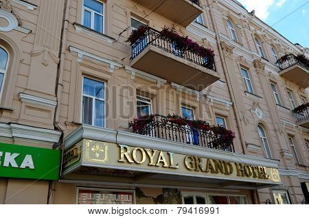 Royal Grand hotel on Bogdan Khmelnitsky Street