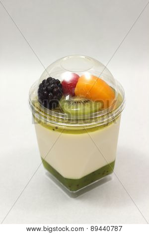 Dessert Mousse And Kiwi  With  Mixedfruit