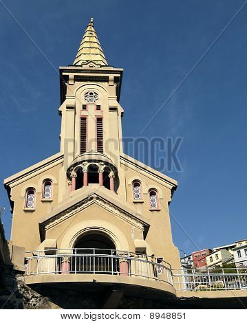 Křesťanská katolická církev
