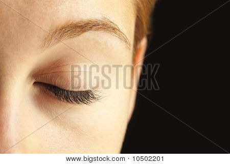 Close up di occhio chiuso