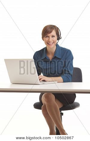 Telemarketer di giovane donna