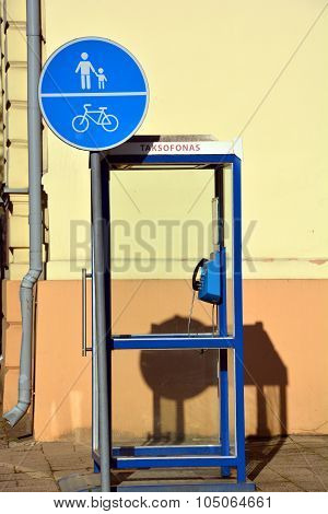 Telephone booth