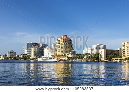 Boats At Waterfront Homes In Fort Lauderdale