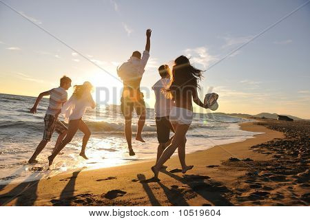 People Group fut a strandon