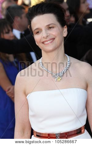CANNES, FRANCE - MAY 23: Juliette Binoche attends the Palme d'Or Closing Ceremony held at the Palais des Festivals during the 63rd  Cannes Film Festival on May 23, 2010 in Cannes, France