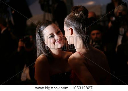 Marion Cotillard attends the 'Macbeth' Premiere during the 68th annual Cannes Film Festival on May 23, 2015 in Cannes, France.