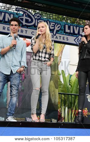 LOS ANGELES - OCT 17:  Cameron Boyce, Dove Cameron at the Stars of 
